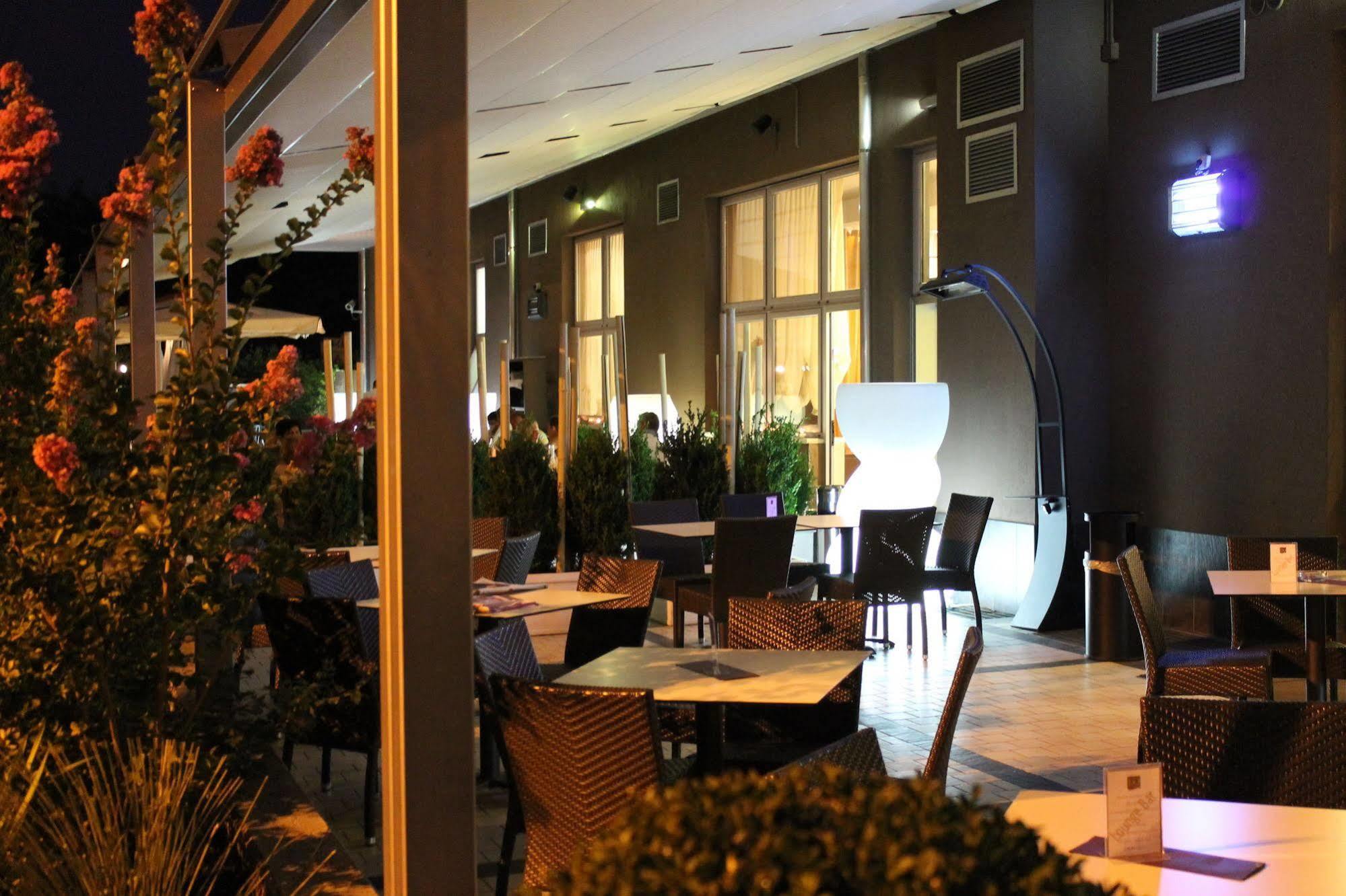 Eq Hotel Travagliato Luaran gambar